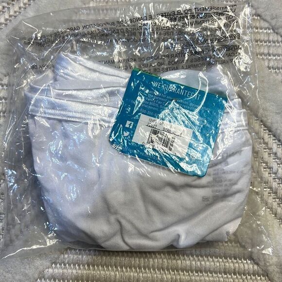 VANITY FAIR - Illumination® Hi-Cut Brief Underwear 13108 - Picture 5 of 7